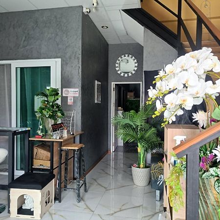 Merit Courtyard Suvarnaphumi House Банкок Екстериор снимка