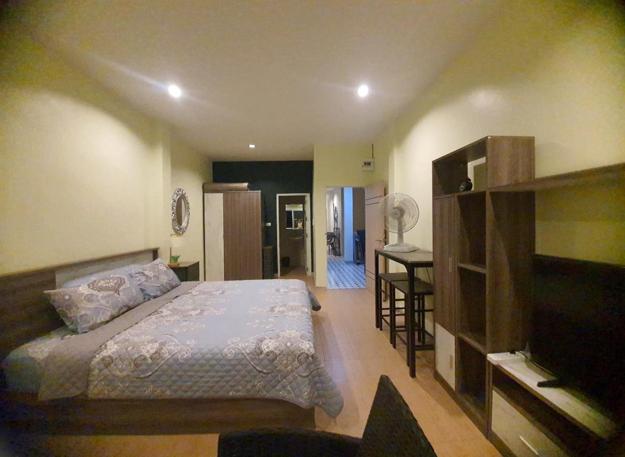 Merit Courtyard Suvarnaphumi House Банкок Екстериор снимка