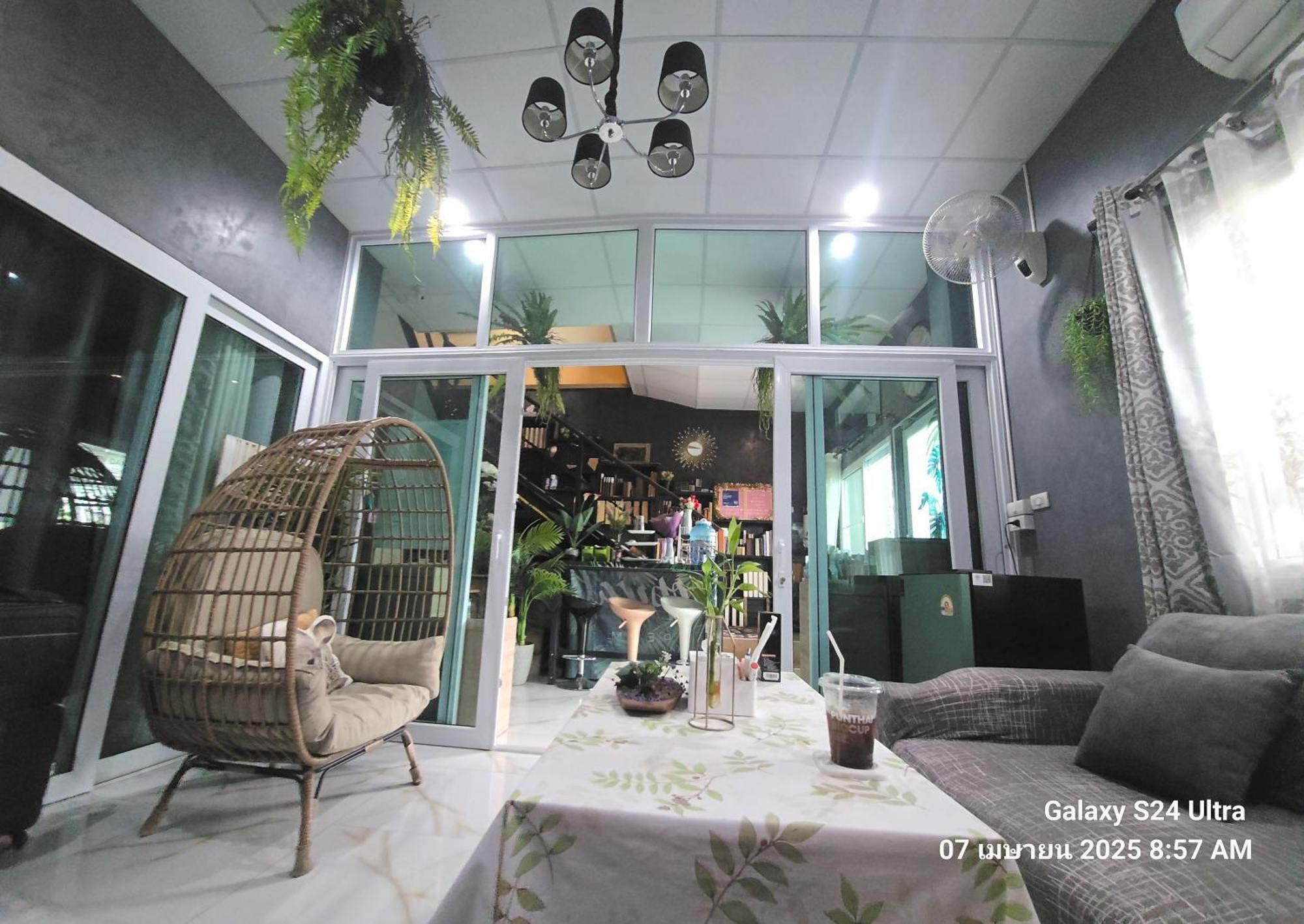 Merit Courtyard Suvarnaphumi House Банкок Екстериор снимка